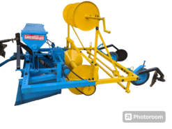 Mulching machine with roller and pto support